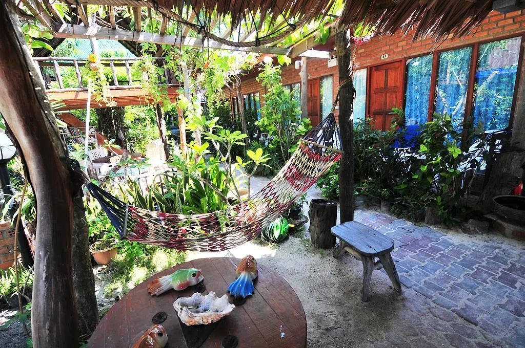 Guest house Dee Dee Beach House Hotel Phi Phi Don