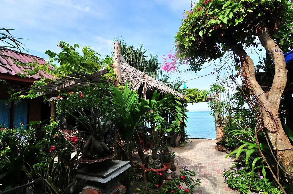 Dee Dee Beach House Hotel Phi Phi Don 2*,  Thailand