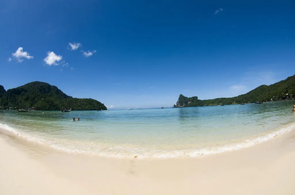 ** Guest house Dee Dee Beach House Hotel Phi Phi Don Thailand